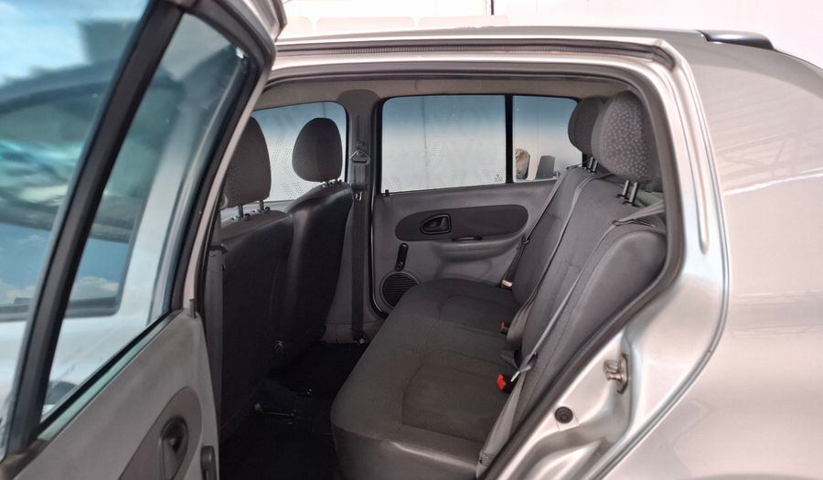 Renault Clio PACK PLUS Hatchback 2010