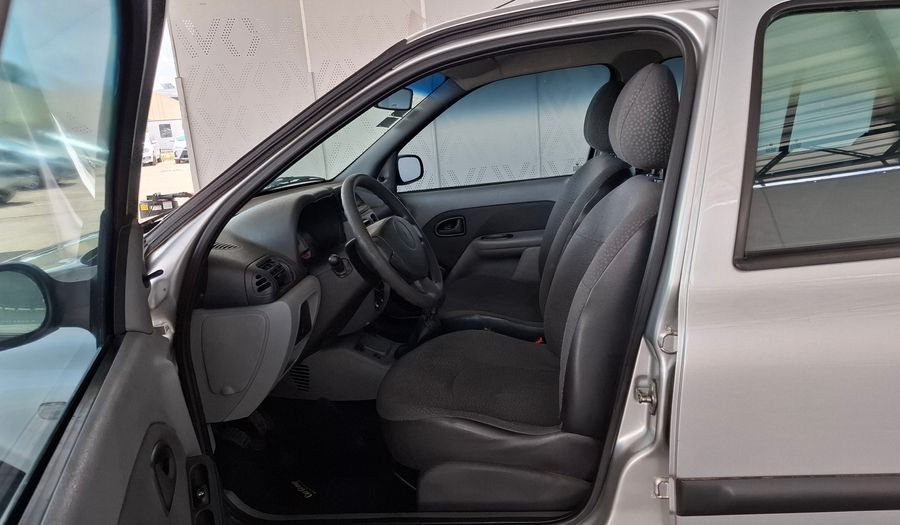 Renault Clio PACK PLUS Hatchback 2010