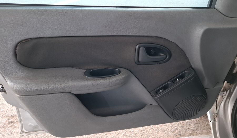 Renault Clio PACK PLUS Hatchback 2010