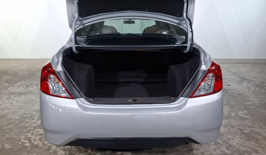 Nissan Versa 1.6 ADVANCE AUTO Sedan 2017
