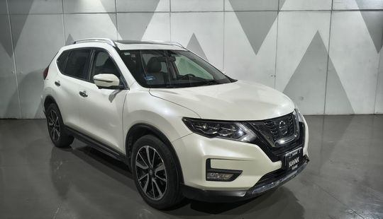 Nissan • X-Trail