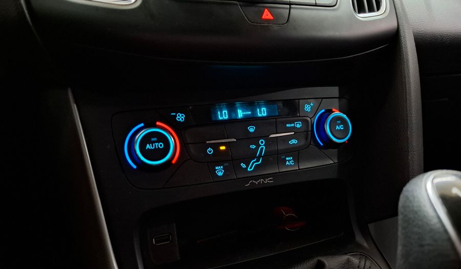 Ford Focus Iii 2.0 SE Hatchback 2018