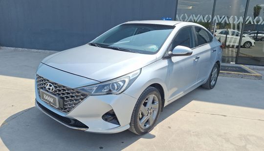 Hyundai • Accent