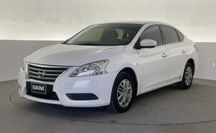 Nissan • Sentra
