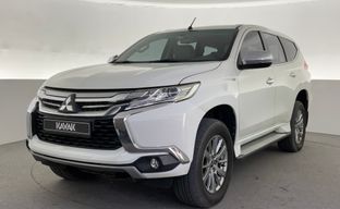 Mitsubishi • Montero Sport