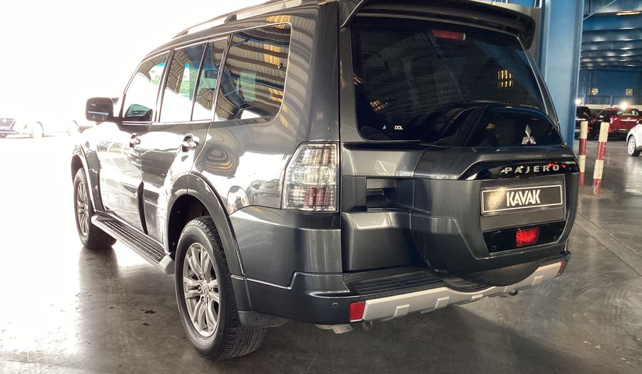 Mitsubishi Pajero GLS HIGHLINE Suv 2016