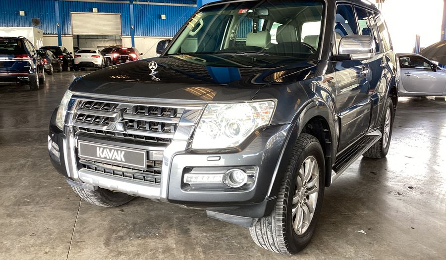 Mitsubishi Pajero GLS HIGHLINE Suv 2016