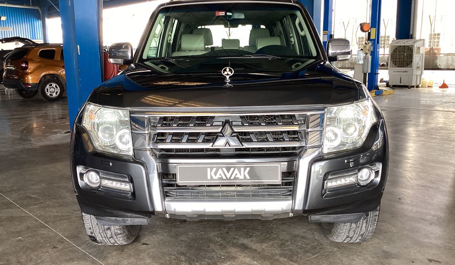 Mitsubishi Pajero GLS HIGHLINE Suv 2016