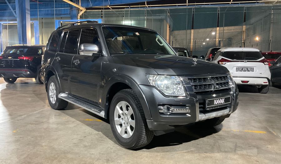 Mitsubishi Pajero 3.5 GLS LWB H/L FAB Suv 2016