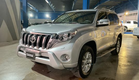 Toyota • Land Cruiser Prado