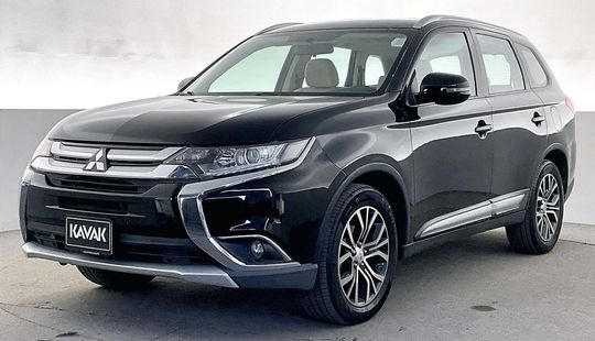 Mitsubishi • Outlander