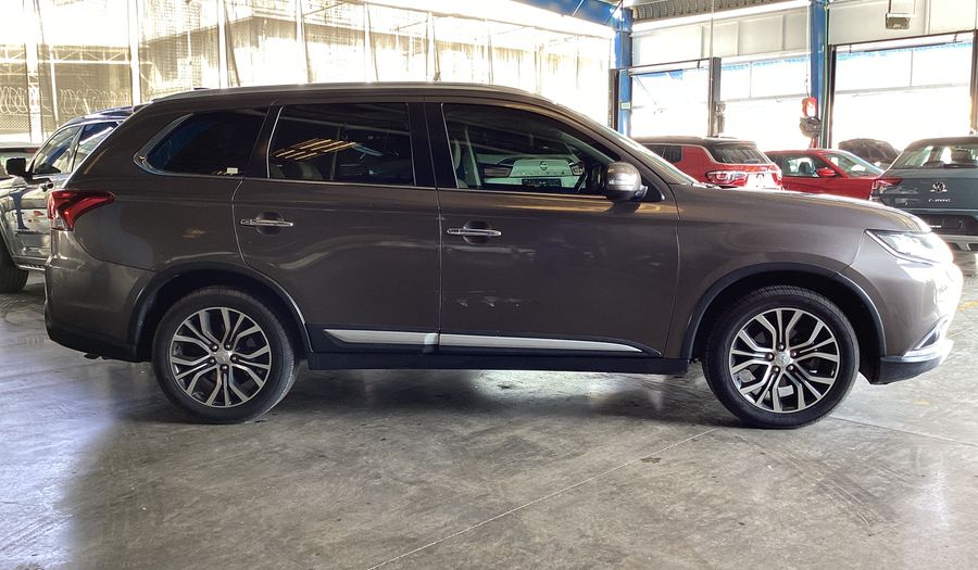 Mitsubishi Outlander GLX HIGHLINE Suv 2017