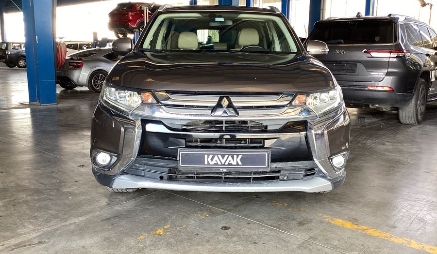 Mitsubishi Outlander GLX HIGHLINE Suv 2017