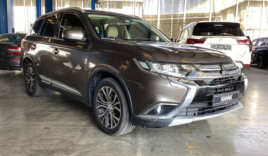 Mitsubishi Outlander GLX HIGHLINE Suv 2017
