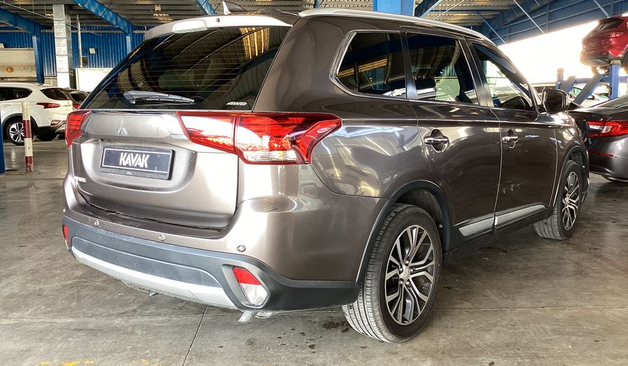Mitsubishi Outlander GLX HIGHLINE Suv 2017