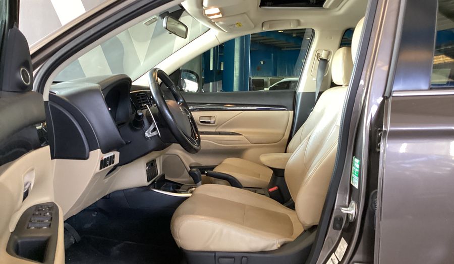 Mitsubishi Outlander GLX HIGHLINE Suv 2017