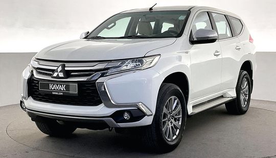 Mitsubishi • Montero Sport