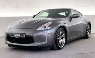 Nissan • 370Z