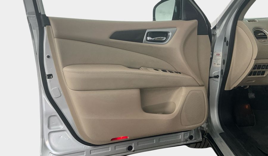 Nissan Pathfinder SV Suv 2017