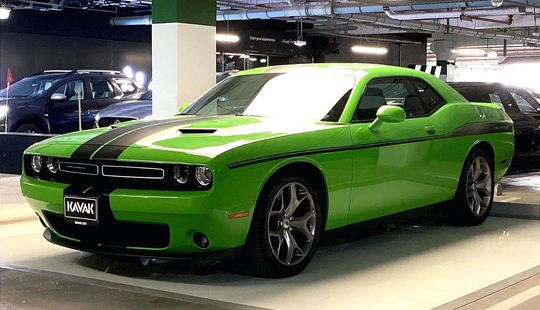 Dodge Challenger SXT Plus-2017