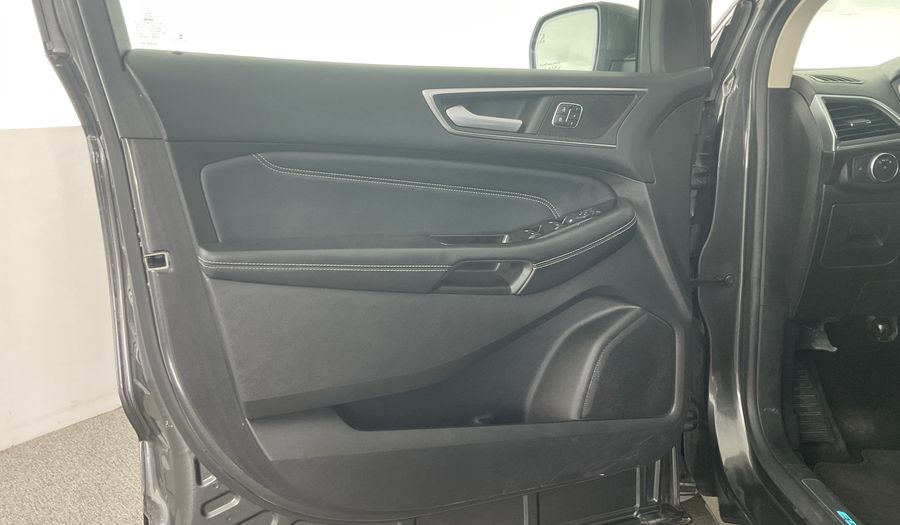 Ford Edge 3.5 AUTO TITANIUM NAV LTHR 4WD 19ALW Suv 2017
