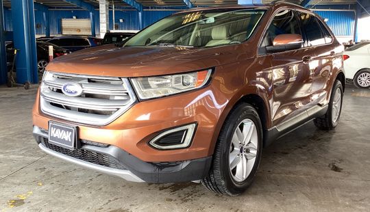 Ford • Edge