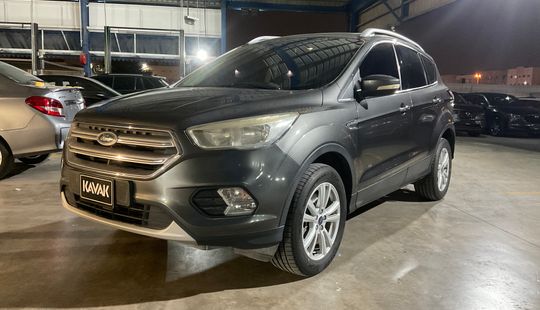 Ford • Escape