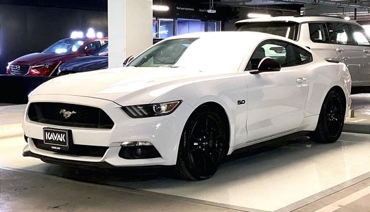 Ford • Mustang