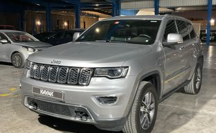 Jeep • Grand Cherokee