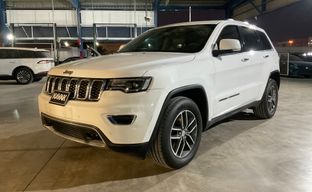 Jeep • Grand Cherokee