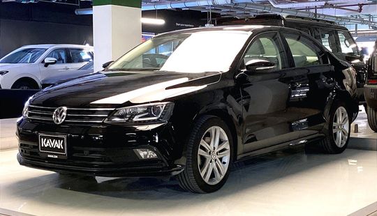 Volkswagen • Jetta