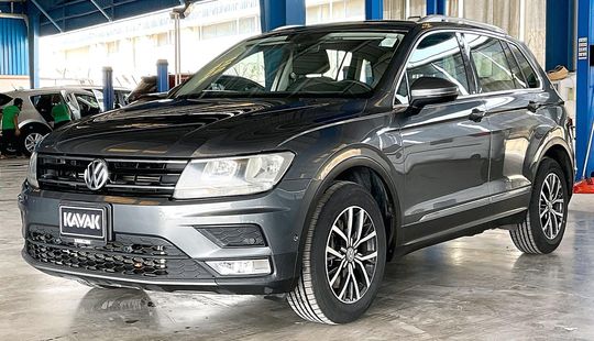 Volkswagen • Tiguan