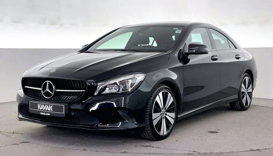 Mercedes Benz • CLA 200