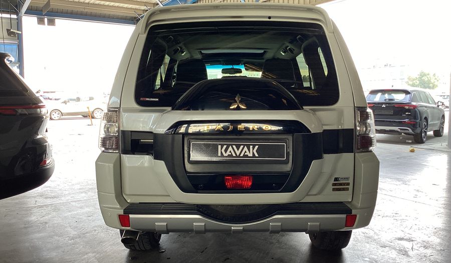 Mitsubishi Pajero GLS HIGHLINE Suv 2018