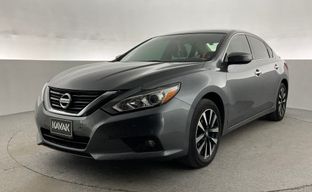 Nissan • Altima