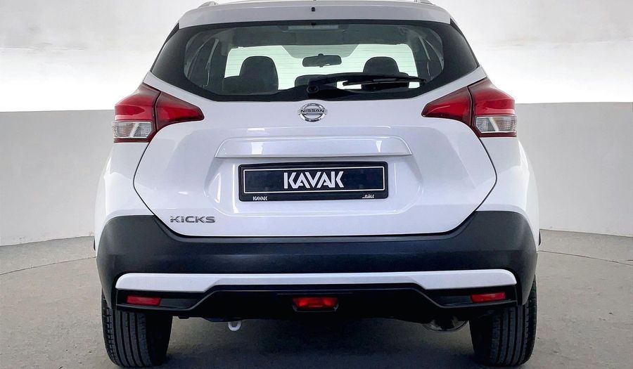 Nissan Kicks SV Suv 2018