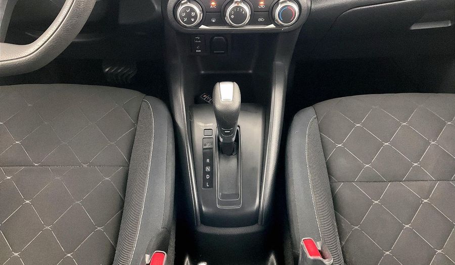 Nissan Kicks SV Suv 2018