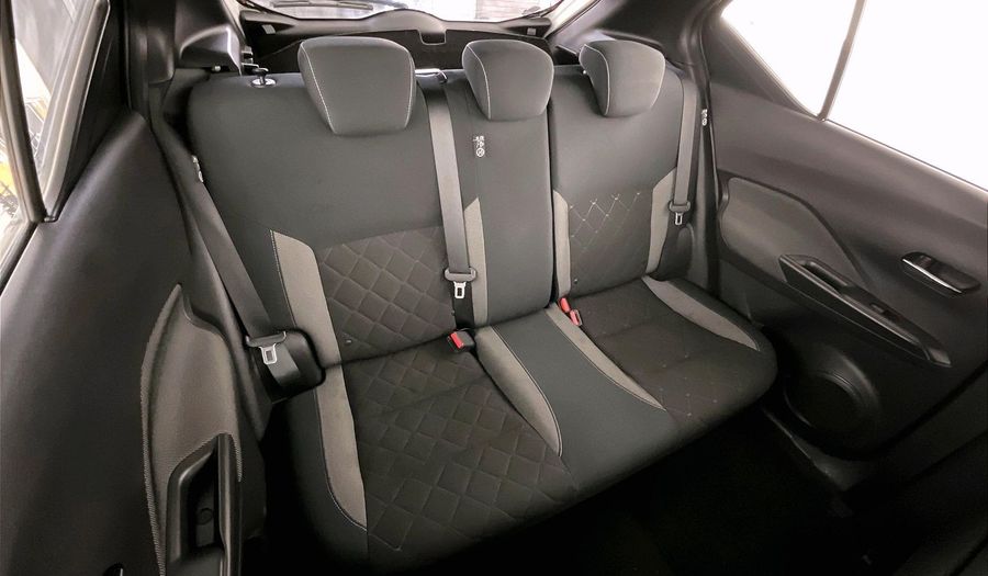 Nissan Kicks SV Suv 2018