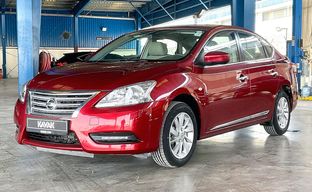 Nissan • Sentra
