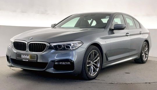BMW • 520i