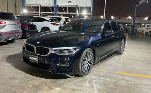 BMW • 530i