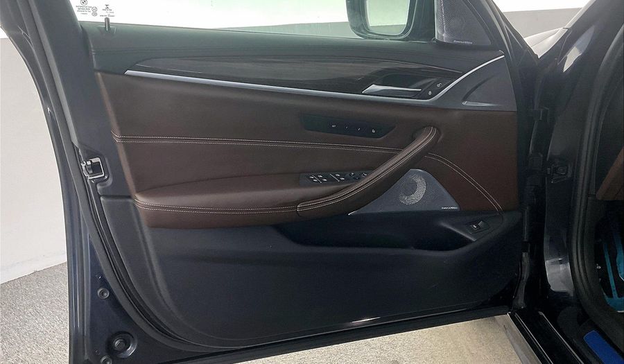 Bmw 530i M SPORT Sedan 2018