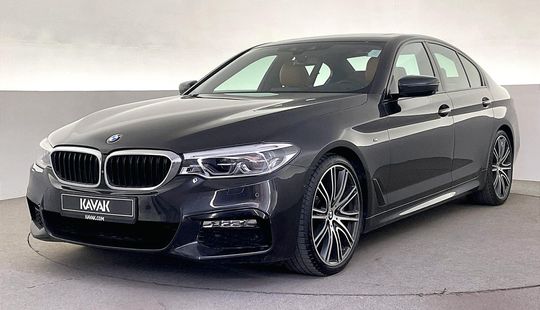 BMW • 540i