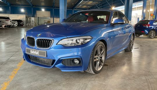 BMW • 220i