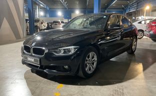 BMW • 318i