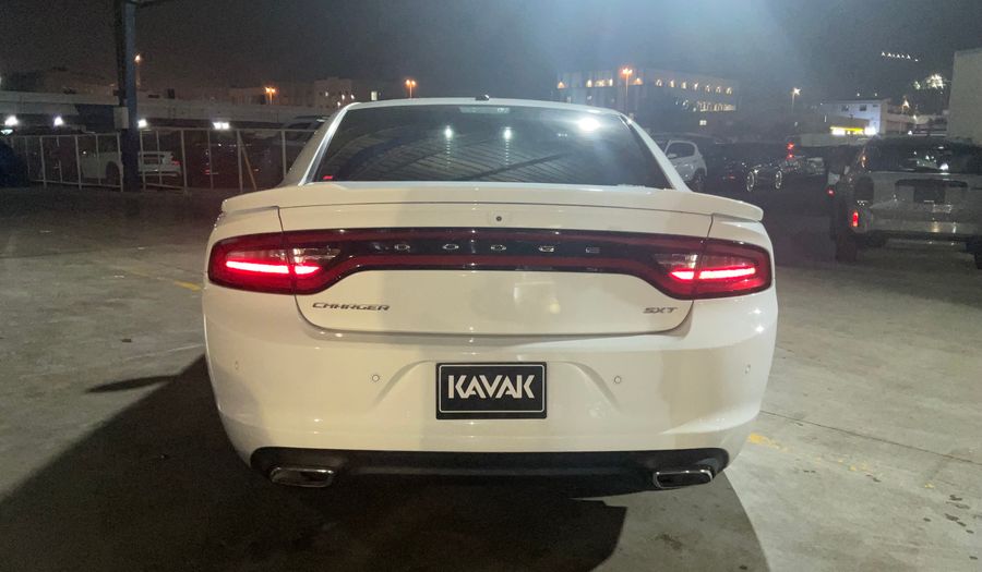 Dodge Charger 3.6 SXT AUTO Sedan 2018