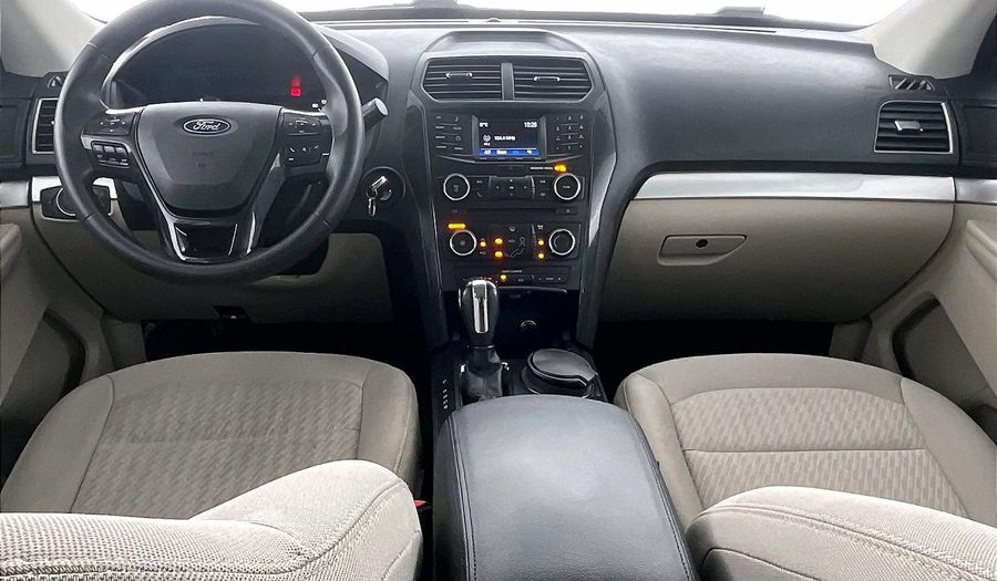 Ford Explorer 3.5 AUTO 4WD XLT CLTH Suv 2018