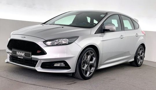 Ford • Focus