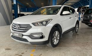 Hyundai • Santa Fe