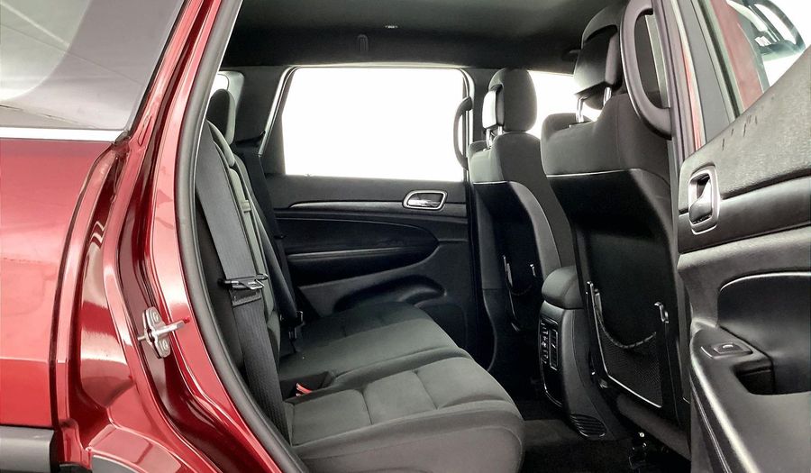 Jeep Grand Cherokee LAREDO Suv 2018